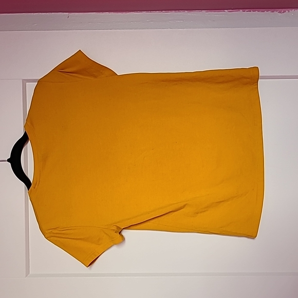 Yellow T-shirt from Shein - Picture 2 of 3